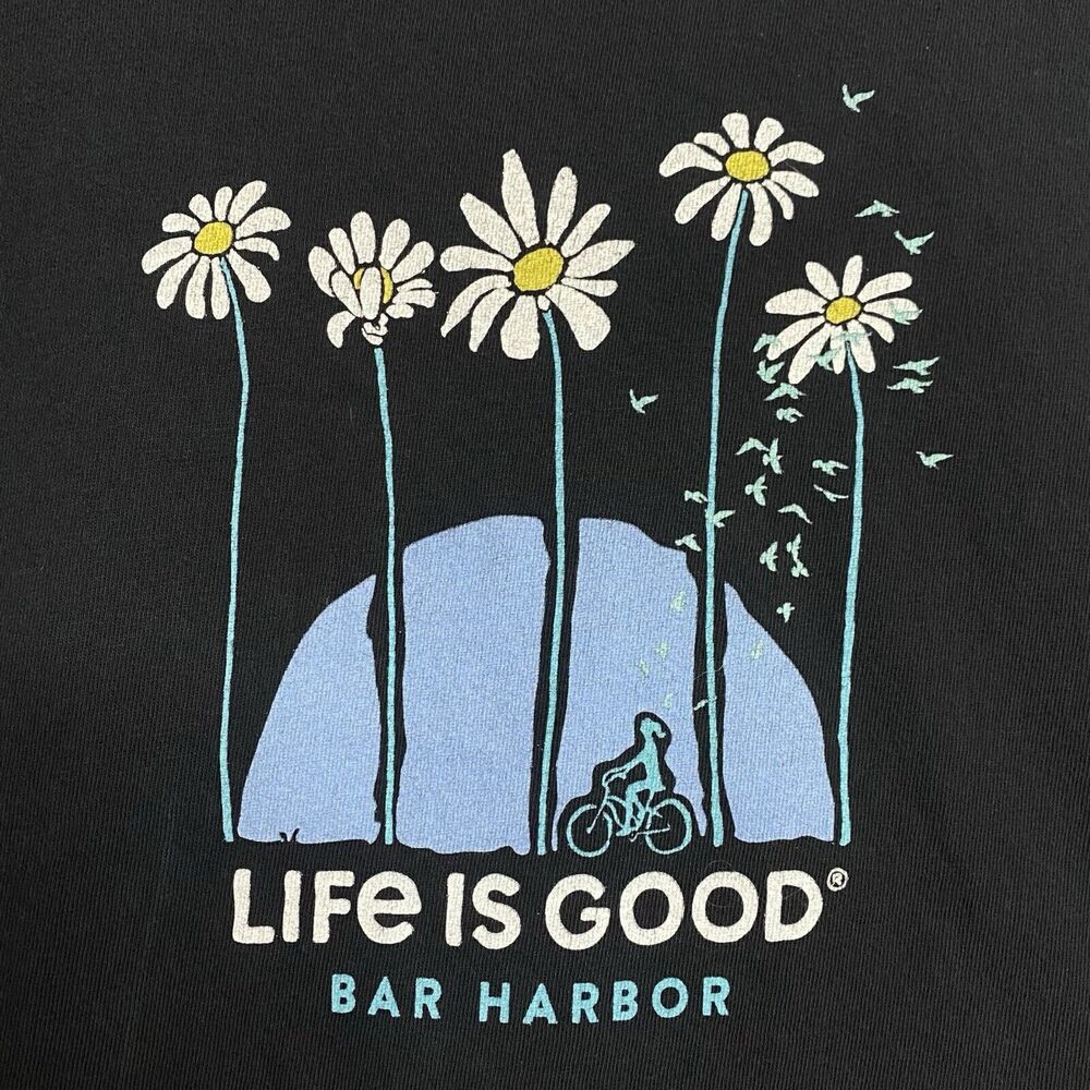 Life Is Good T-Shirt Womens XS Crusher Tee Short Sleeve Crew Neck Daisy Maine